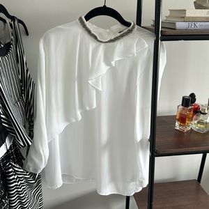 White blouse with collar